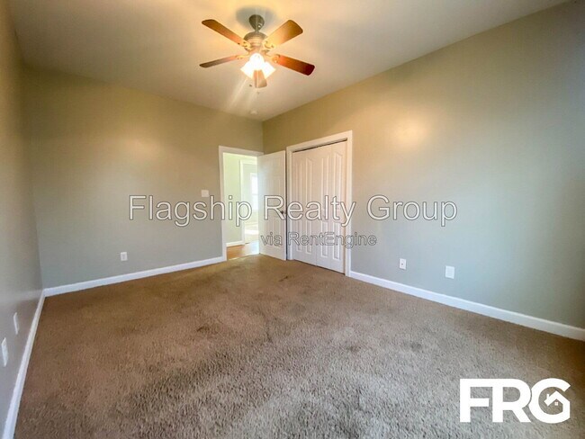 Building Photo - 101 Autumn Ridge Dr