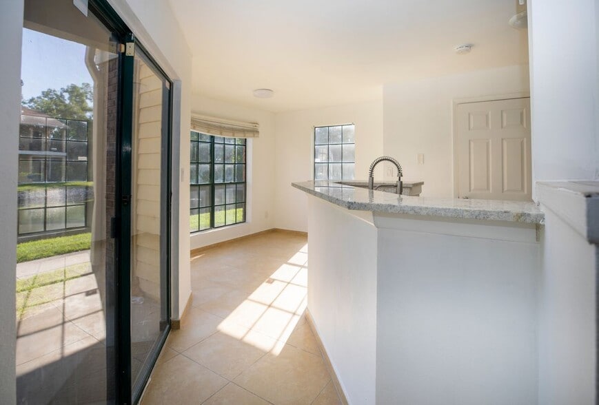 Building Photo - 8711 Fancy Finch Dr