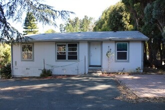 Building Photo - 5266 Sunset Dr