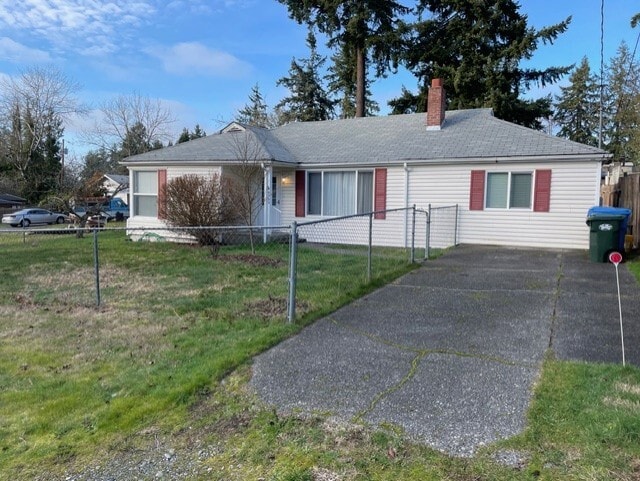 Building Photo - 8709 Highland Ave SW