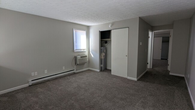 Building Photo - MN Cedar Village (857)