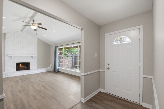 Building Photo - 6215 Autumn Arbor Dr