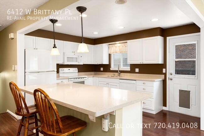 Building Photo - 6412 W Brittany Pl