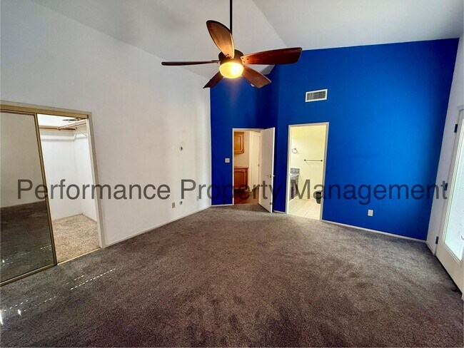 Building Photo - Beautiful 3 Bed/2 Bath NW Bakersfield Home w/ RBP/Pest Control, Pool & Solar