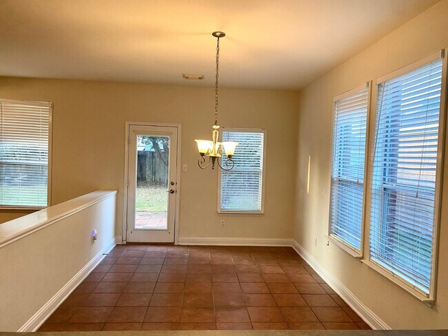 Building Photo - 518 Remington Chase Ct