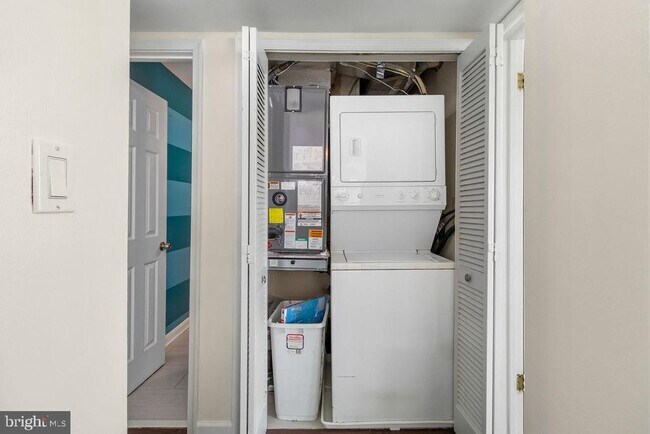 Building Photo - 14006 Vista Dr