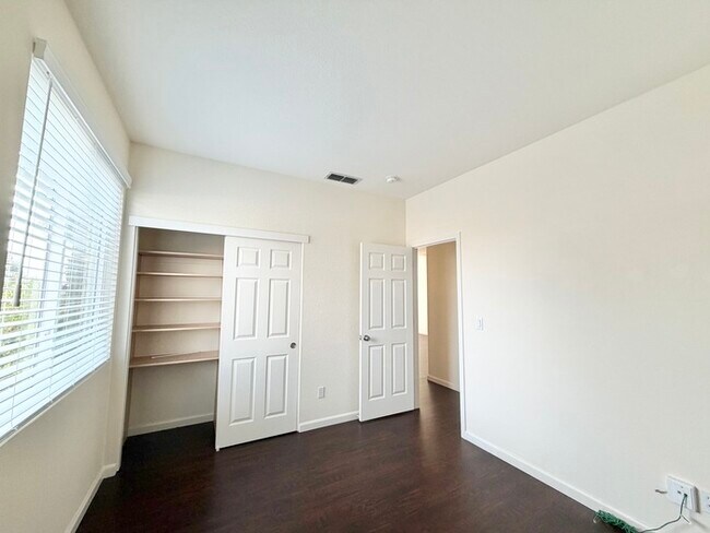 Building Photo - Spacious 5-Bedroom Rocklin Home with Private Backyard Oasis
