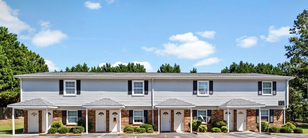 Interior Photo - Townhomes @ Humboldt Village