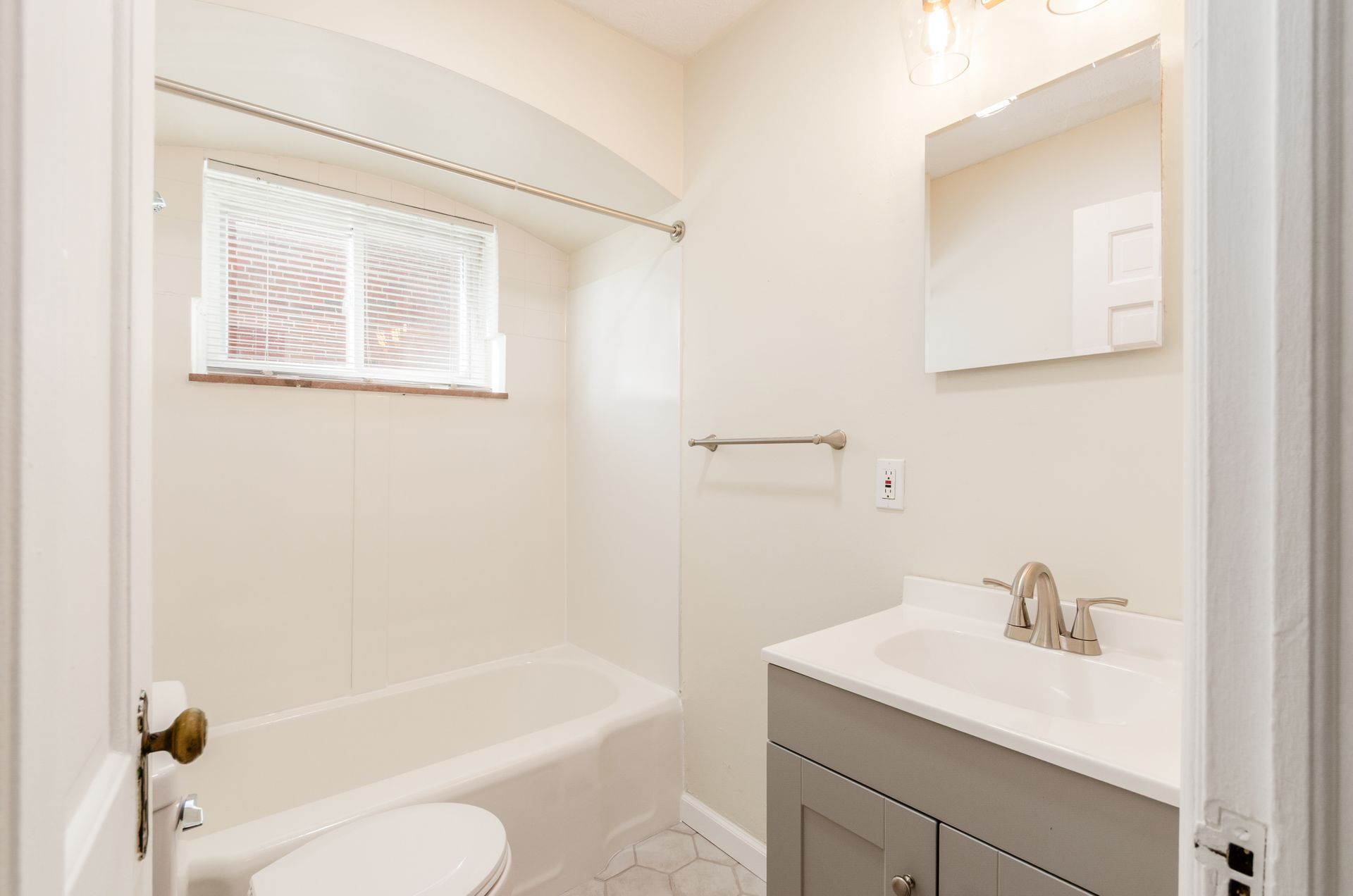 Building Photo - 1448 Elmwood Ave