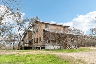 Building Photo - 110 Mc Dowell Rd