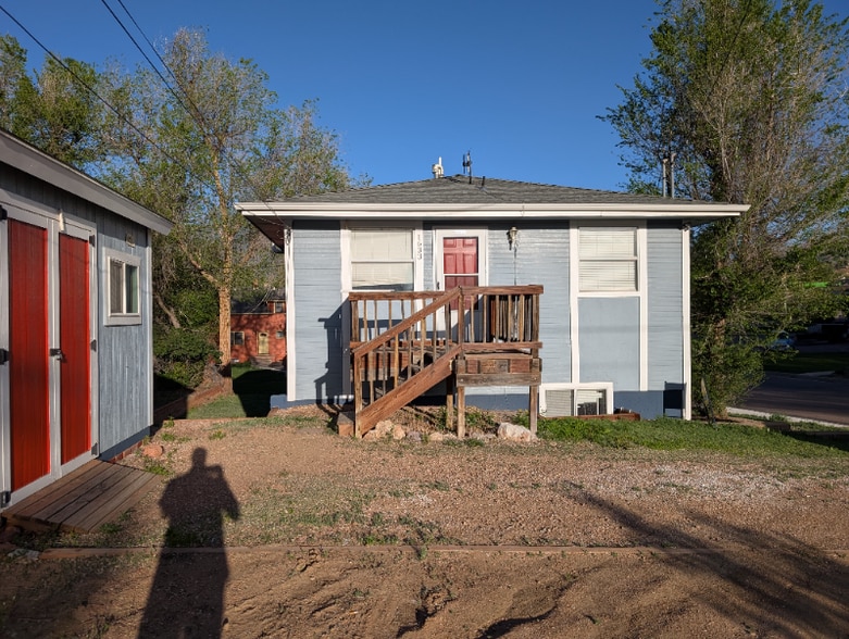 Primary Photo - 1633 Manitou Blvd