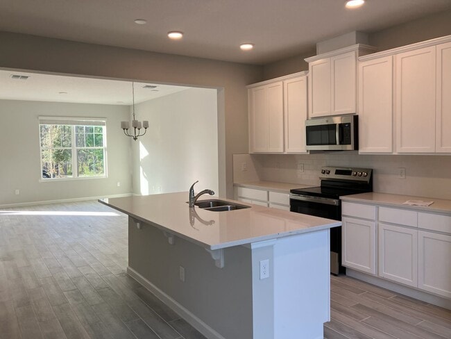 Building Photo - 15523BBS