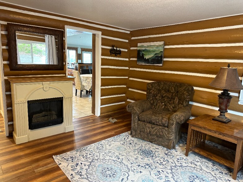 Building Photo - 3557 US-12