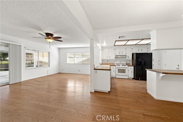 Building Photo - 2095 Silver Oak Way