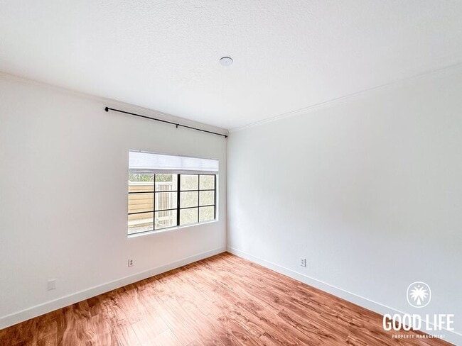 Building Photo - 5691 E Stetson Ct