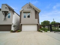 Building Photo - 7504 Carver Rd