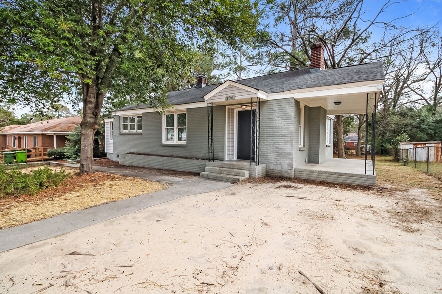 Building Photo - 204 Bertha Ave