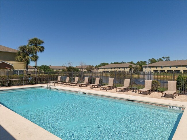 Building Photo - 9101 Gervais Cir