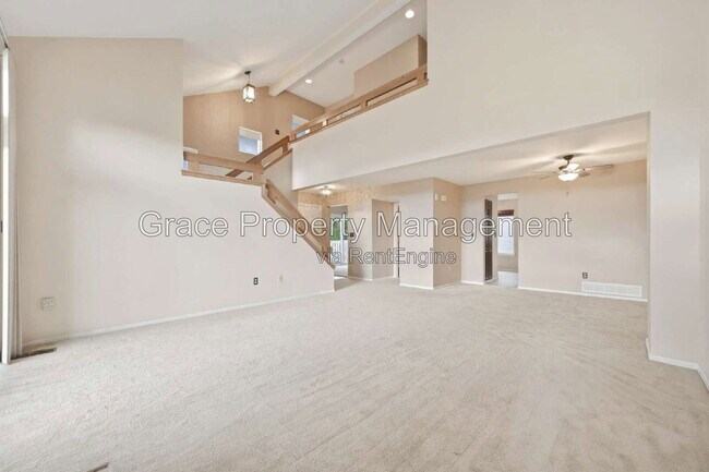 Building Photo - 9024 Bear Mountain Dr