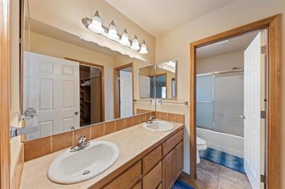 Building Photo - Spacious home with additional storage shed