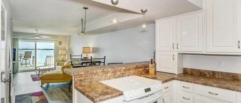 Building Photo - 1100 Fort Pickens Rd