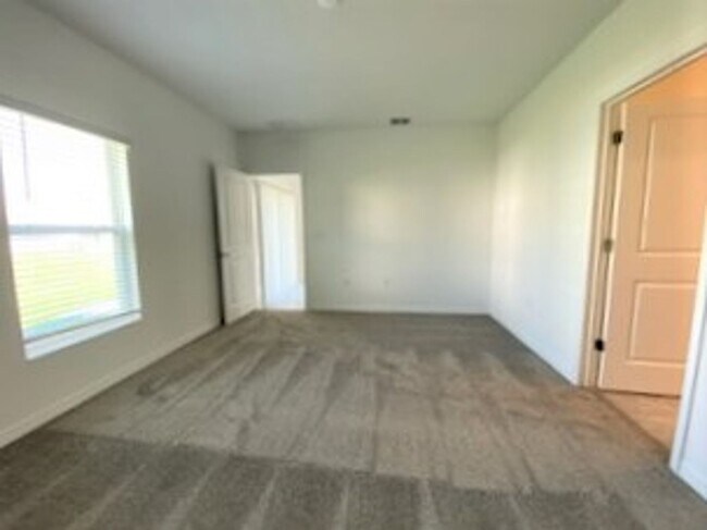 Building Photo - Gorgeous 3 Bedroom Home in the Preserve at...
