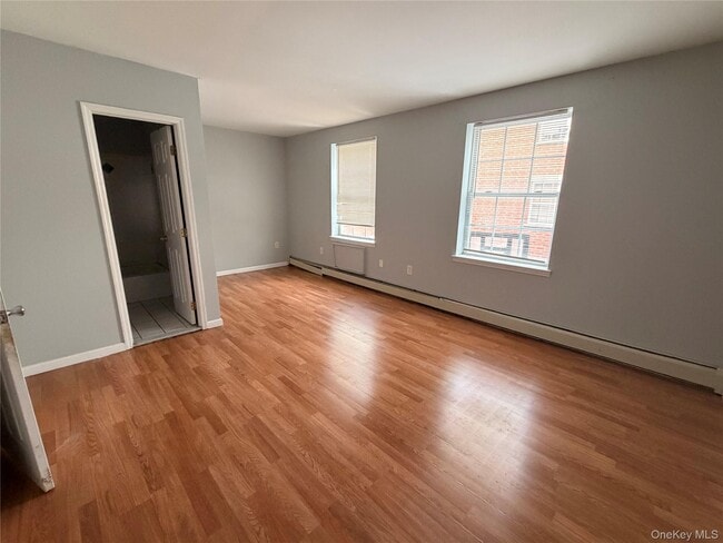 Building Photo - 1234 Hoe Ave