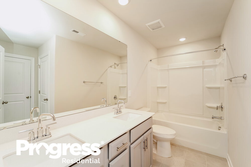 Building Photo - 14220 Laughing Gull Dr