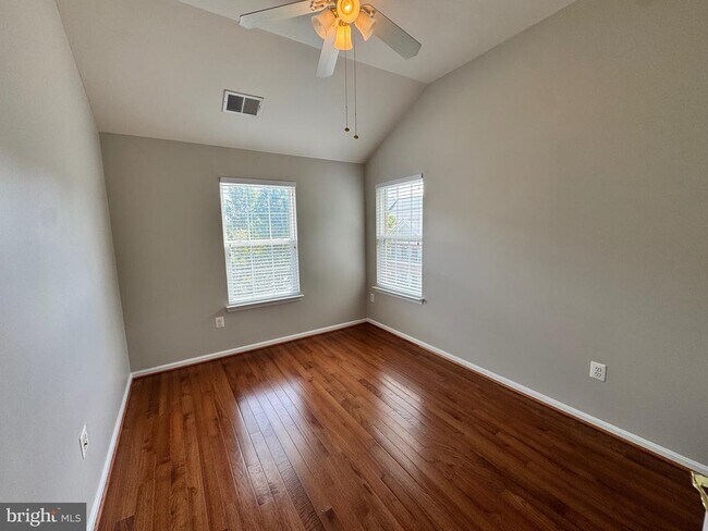 Building Photo - 4955 Chaste Tree Pl