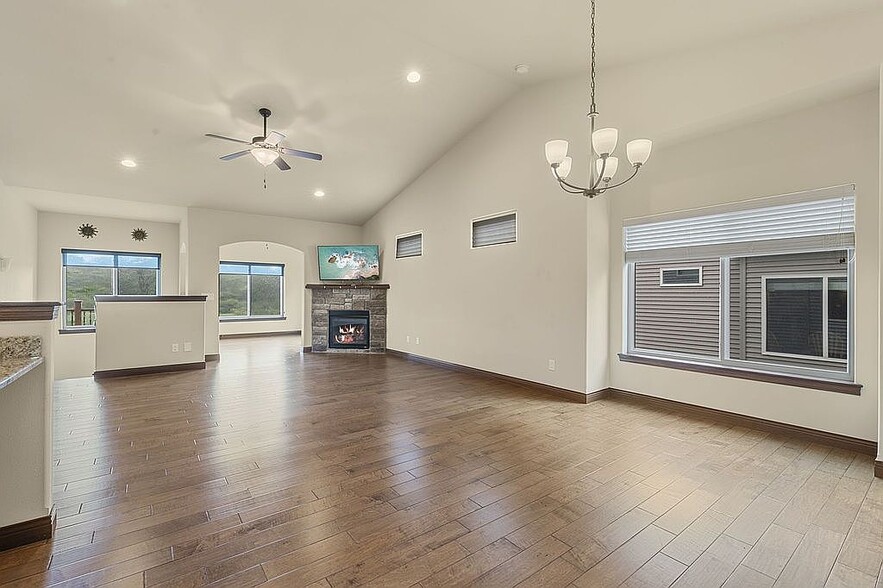 Building Photo - 1350 Copper Mountain Dr