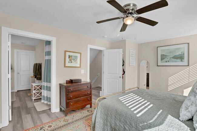 Building Photo - 328 Starfish Ln