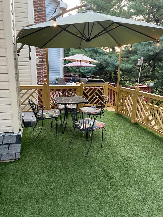 Patio - 42 Beacon Hill Ct