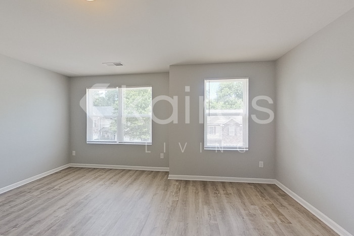 Building Photo - 132 Tybo Dr