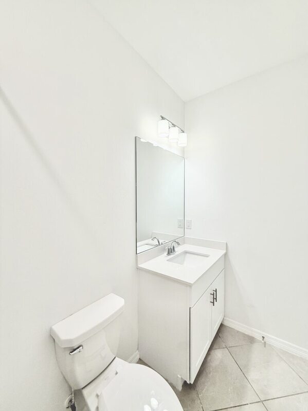 Building Photo - 16304 Quesa Dr