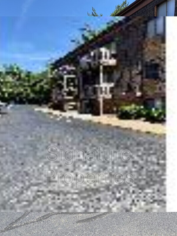 2840 Colonial Ave SW 2840 Colonial Ave SW Roanoke VA 24015