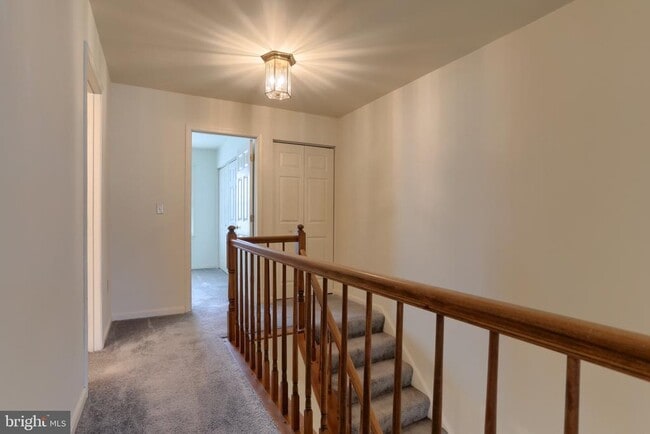 Building Photo - 2057 Raleigh Rd