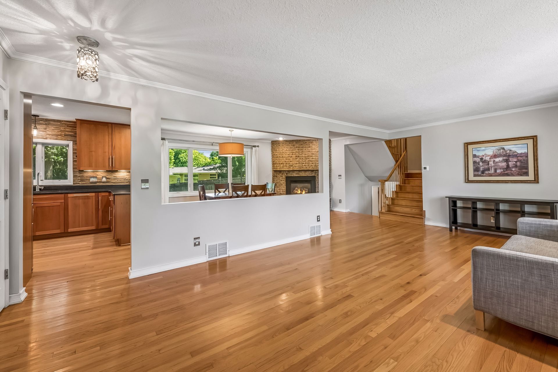 Building Photo - 6013 Porter Ln