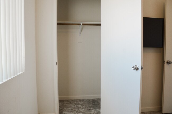 Building Photo - 1381 Soledad Ave