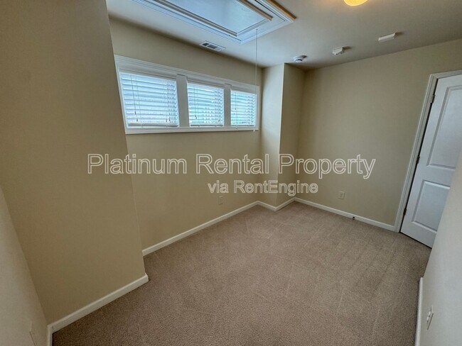 Building Photo - 13318 Flamingo Rd