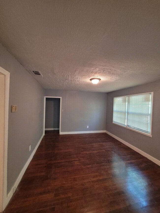 Building Photo - 240 Wadley St NW