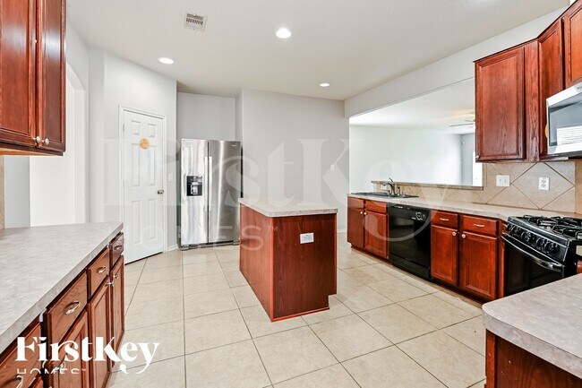 Building Photo - 4207 Old Arbor Way