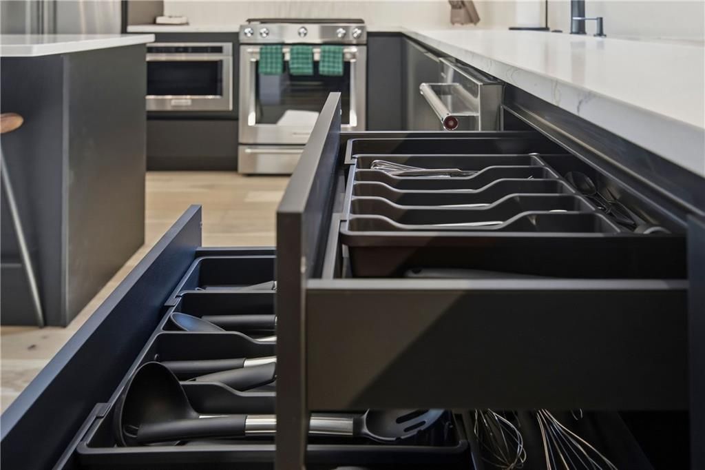 Building Photo - 436 Markham St SW