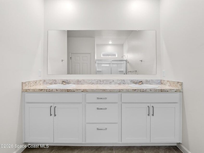 Building Photo - 5388 Waterfall Pl