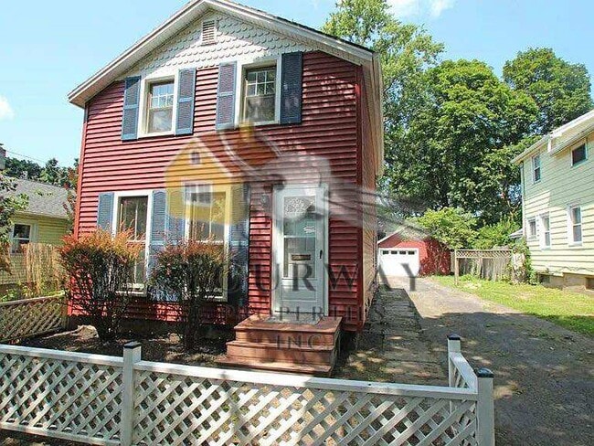 Building Photo - 140 Cypress St