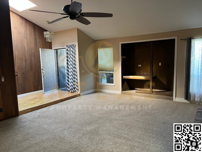 Building Photo - 2264 Lido Cir