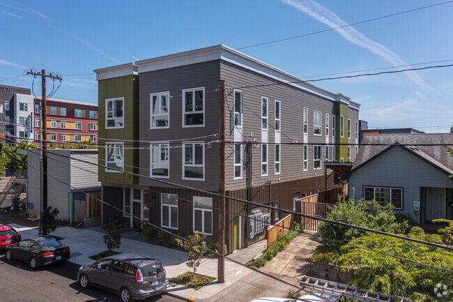 Building Photo - 1514 N Emerson St