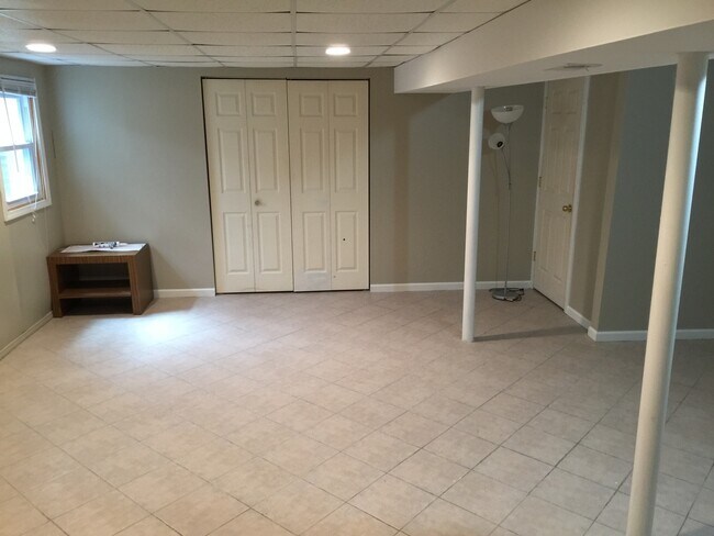 Building Photo - 1987 Franklin Pl