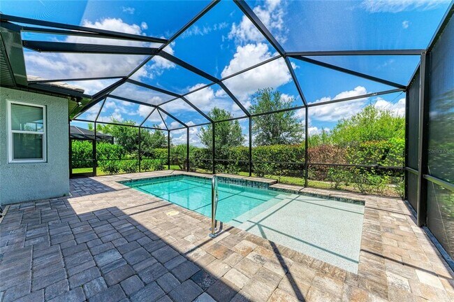Building Photo - 4745 Antrim Dr