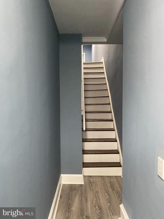 Building Photo - 5332 Pine St