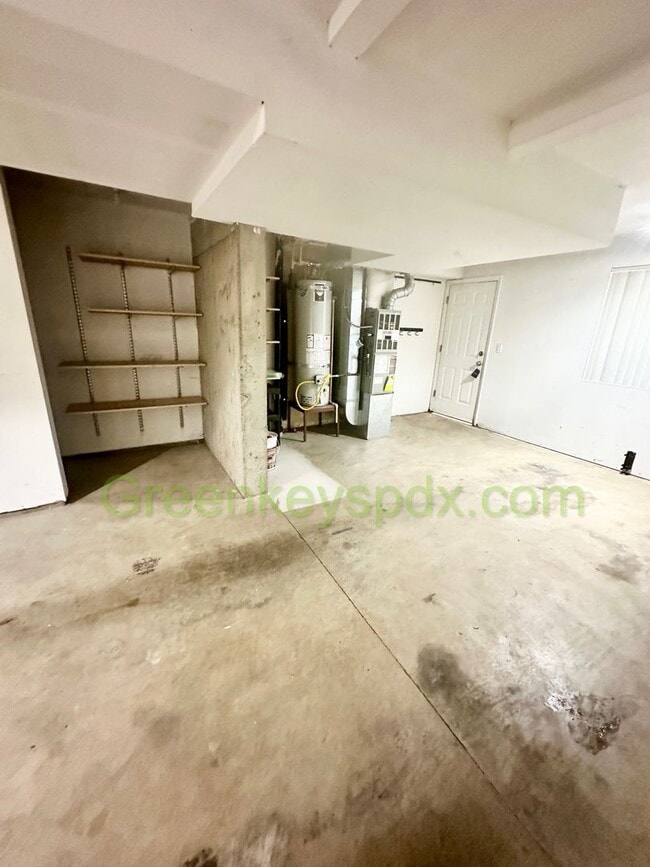 Building Photo - Amazing 2-Bedroom Townhouse with 2.5 Bathrooms, Attached Garage, Private Fenced Patio